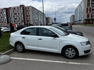 2017 Skoda Rapid I, белый, 690000 рублей, вид 2