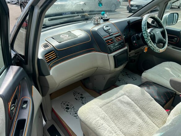 2002 Nissan Bassara, серый, 559000 рублей - вид 12