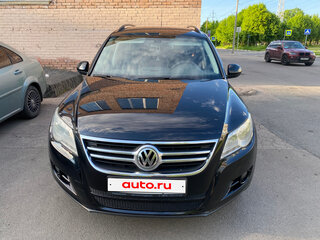 2011 Volkswagen Tiguan I, чёрный, 850000 рублей, вид 3