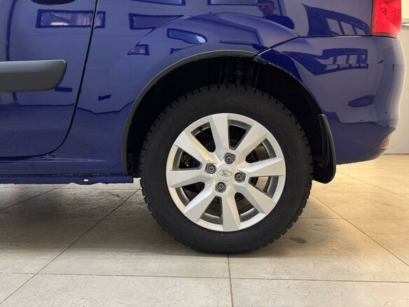 2026 Lada (ВАЗ) Largus I Рестайлинг, синий - вид 3