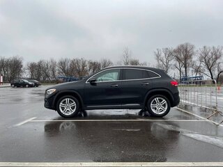 2021 Mercedes-Benz GLA 250 II (H247), чёрный, 3750000 рублей, вид 4