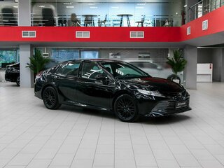2018 Toyota Camry VIII (XV70), чёрный, 2250000 рублей, вид 3