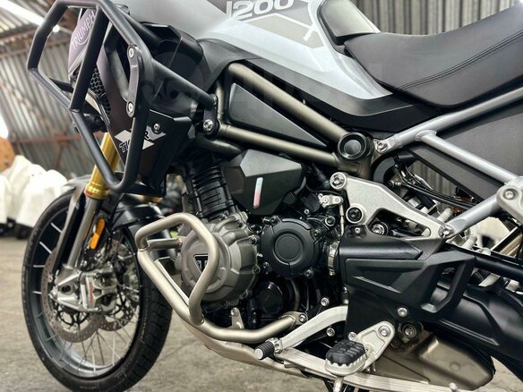 2023 Triumph Tiger 1200, белый, 1690000 рублей - вид 15