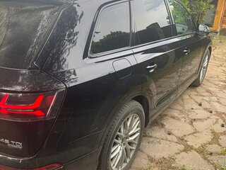 2018 Audi Q7 II (4M), чёрный, 4500000 рублей, вид 5