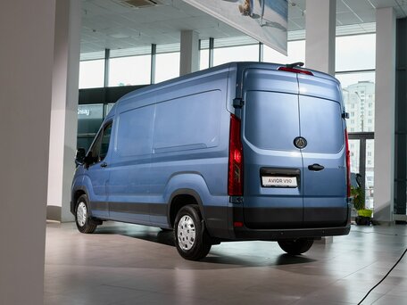 2025 Avior V90, синий, 4830000 рублей, вид 4
