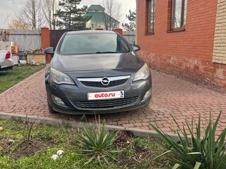 2010 Opel Astra J, серый, 700000 рублей, вид 4