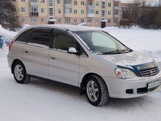 2000 Toyota Nadia, серый, 700000 рублей, вид 5