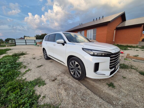 2024 Exeed VX I Рестайлинг, белый, 4650000 рублей - вид 1