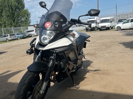 2012 Honda VFR 800X (Crossrunner), белый, 580000 рублей, вид 1