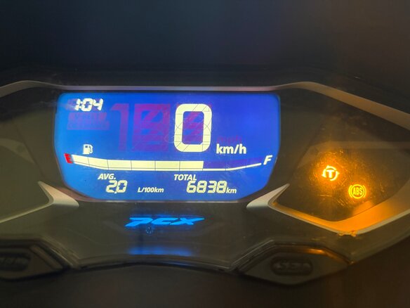 2021 Honda PCX 125, красный, 325000 рублей - вид 5
