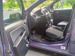 2008 Ford Fiesta Mk5, фиолетовый, 400000 рублей, вид 5