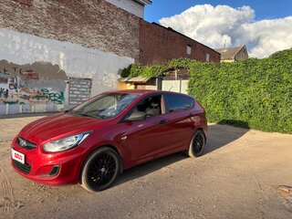 2012 Hyundai Solaris I, красный, 810000 рублей, вид 1