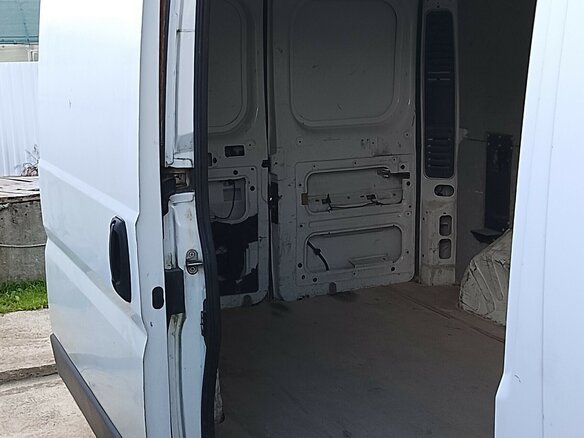 2007 Peugeot Boxer, белый, 750000 рублей - вид 4