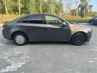 2010 Chevrolet Cruze I, серый, 500000 рублей, вид 3