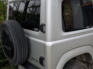 2021 Suzuki Jimny Kei car IV, серебристый, 2189000 рублей, вид 3