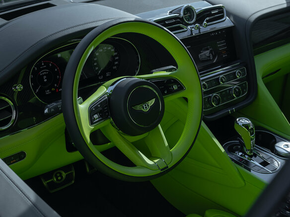 2025 Bentley Bentayga I Рестайлинг, чёрный, 43500000 рублей - вид 23