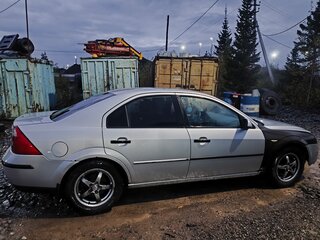 2004 Ford Mondeo III Рестайлинг, серебристый, 200000 рублей, вид 3