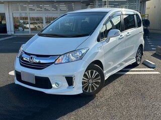 2016 Honda Freed I Рестайлинг 2, белый, 813000 рублей, вид 1