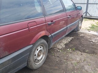 1990 Volkswagen Passat B3, красный, 115000 рублей, вид 2