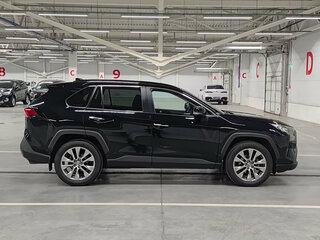 2020 Toyota RAV4 V (XA50), чёрный, 2799000 рублей, вид 4