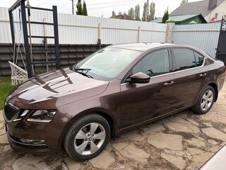 2017 Skoda Octavia III (A7) Рестайлинг, коричневый, 1750000 рублей, вид 4