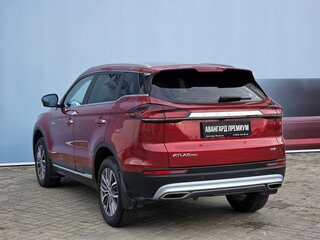 2023 Geely Atlas Pro, красный, 1936000 рублей, вид 4