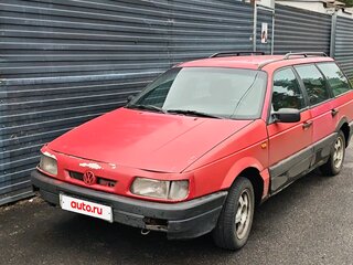 1989 Volkswagen Passat B3, красный, 70000 рублей, вид 2