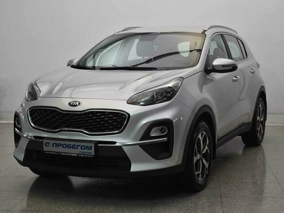 2021 Kia Sportage IV Рестайлинг, серебристый, 2300000 рублей