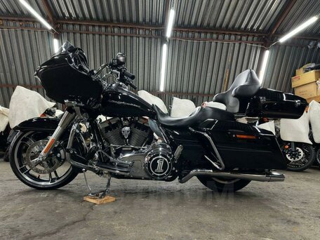 2015 Harley-Davidson Road Glide, чёрный, 1620000 рублей, вид 4