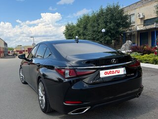 2018 Lexus ES 350 VII, чёрный, 3700000 рублей, вид 4