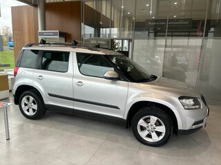 2014 Skoda Yeti I Рестайлинг, серебристый, 899000 рублей, вид 4