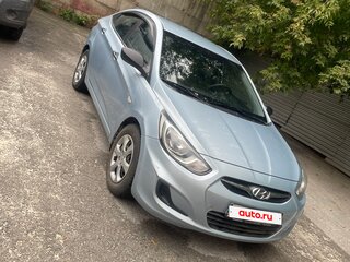 2013 Hyundai Solaris I, голубой, 825000 рублей, вид 2
