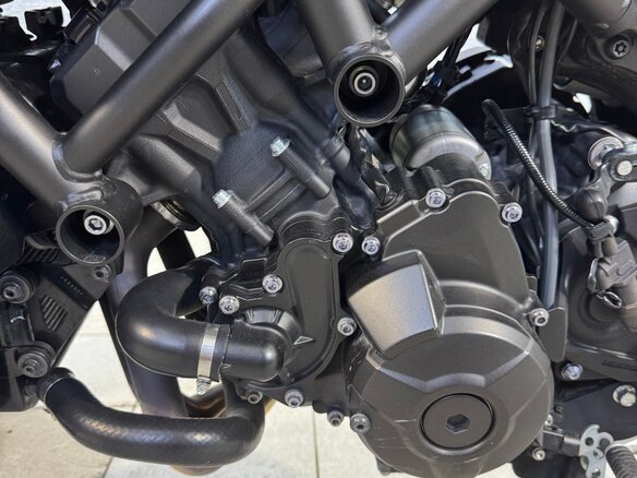 2018 Yamaha Niken, серый, 1000000 рублей - вид 6