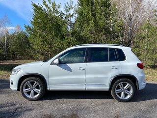 2016 Volkswagen Tiguan I Рестайлинг, белый, 1590000 рублей, вид 3