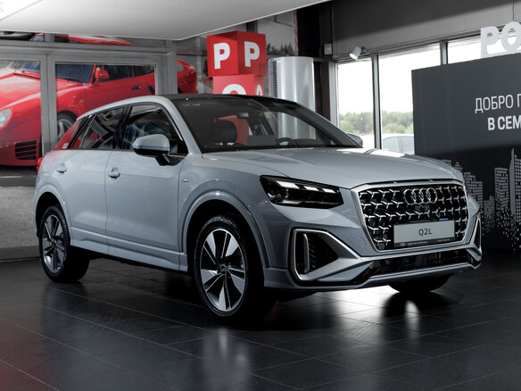 2026 Audi Q2 L 35 TFSI I Рестайлинг, серый, 4250000 рублей - вид 3