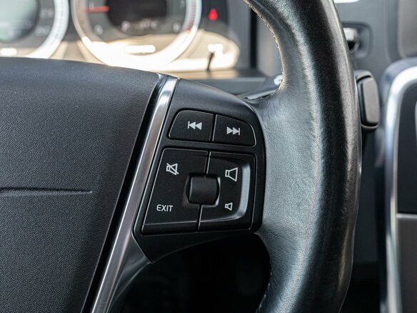 2012 Volvo S60 II, белый - вид 14