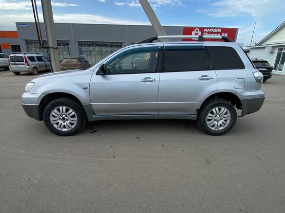 2003 Mitsubishi Outlander I, серебристый, 450000 рублей - вид 4