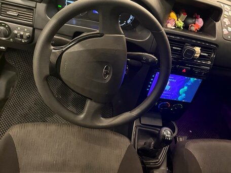 2018 Lada (ВАЗ) Priora I Рестайлинг, серебристый, 560000 рублей, вид 4