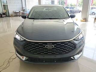 2022 Ford Escort VI Рестайлинг 2, синий, 915000 рублей, вид 2