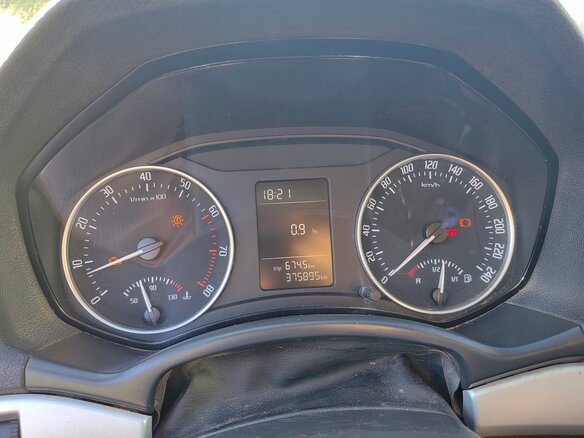 2011 Skoda Octavia II (A5) Рестайлинг, белый, 420000 рублей - вид 6