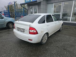 2010 Lada (ВАЗ) Priora I, белый, 246000 рублей, вид 3