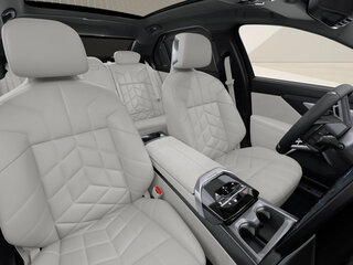 2026 BMW 7 серии 740 xDrive VII (G70) Рестайлинг, серый, 17280000 рублей, вид 2
