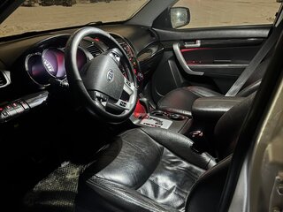 2011 Kia Sorento II, серебристый, 1500000 рублей, вид 3