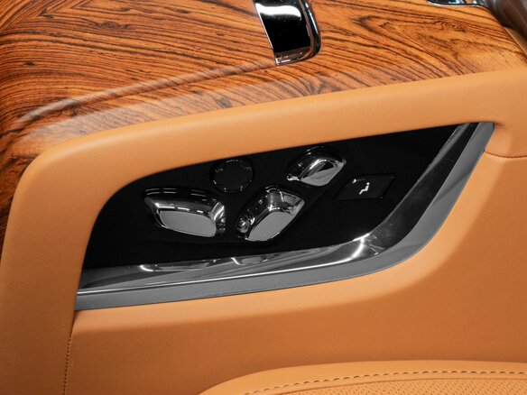 2019 Rolls-Royce Cullinan I (Series I), чёрный, 28990000 рублей - вид 32