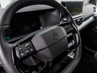 2025 Citroen SpaceTourer XL I Рестайлинг, чёрный, 7249000 рублей, вид 4