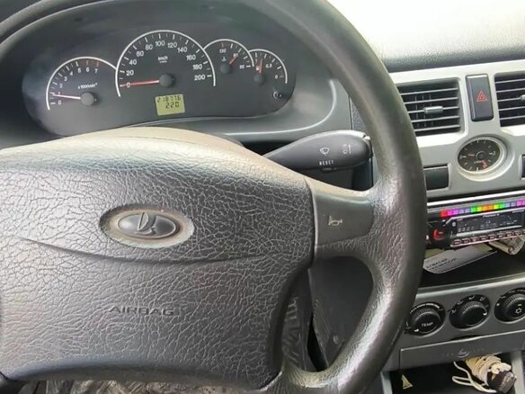 2010 Lada (ВАЗ) Priora I, серый, 190000 рублей - вид 7