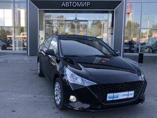 2021 Hyundai Solaris II Рестайлинг, чёрный, 1409500 рублей, вид 3