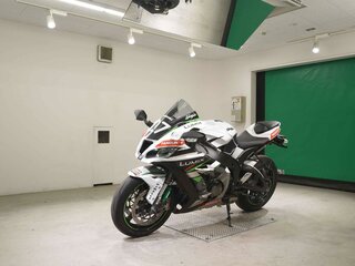 2018 Kawasaki ZX-10R Ninja, белый, 1599000 рублей, вид 4