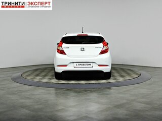 2015 Hyundai Solaris I Рестайлинг, белый, 1026000 рублей, вид 5