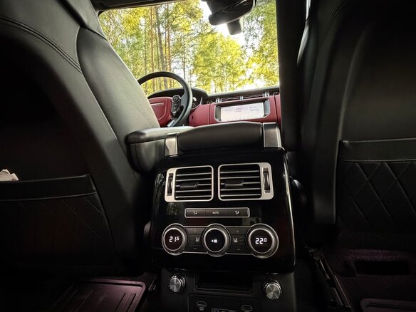 2017 Land Rover Range Rover IV, чёрный, 6390000 рублей - вид 18